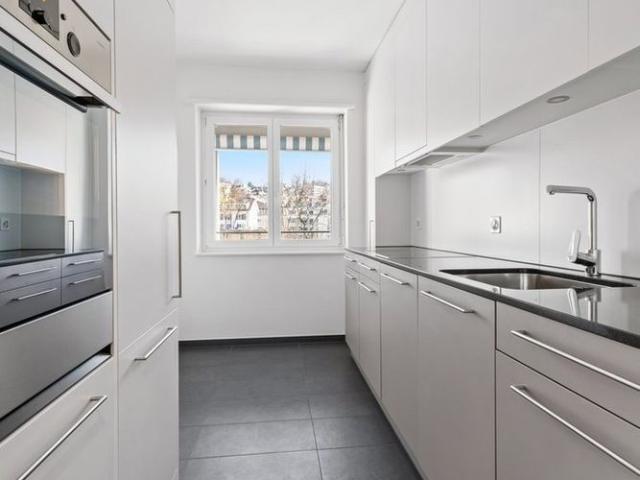 2 Zimmer, 67 m², 3. Stock