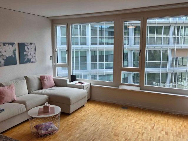 2 Zimmer, 67 m², 4. Stock