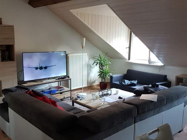 2 Zimmer, 64 m², 2. Stock