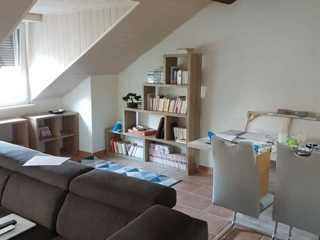 2 Zimmer, 64 m², 2. Stock