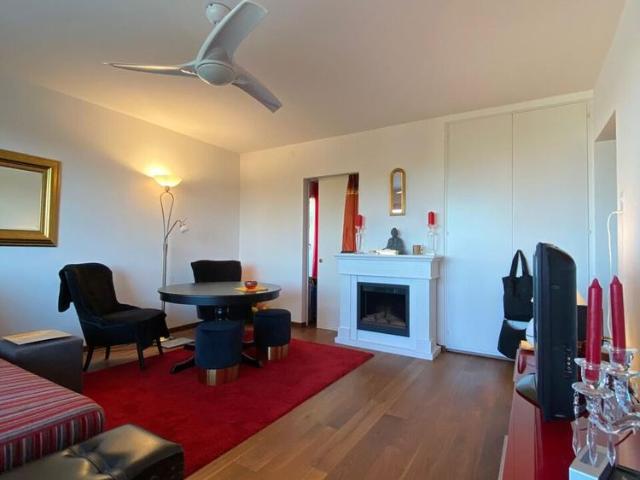 2 Zimmer, 65 m², 11. Stock