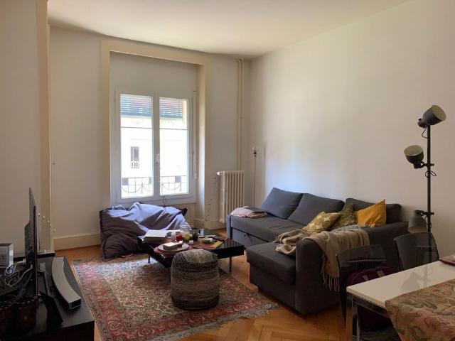 2 Zimmer, 65 m², 1. Stock