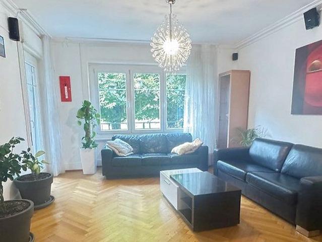2 Zimmer, 65 m²