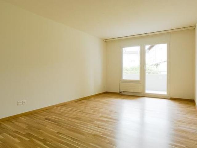 2 Zimmer, 65 m², 2. Stock