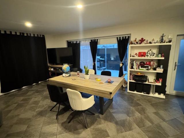 2 Zimmer, 65 m²