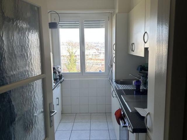 2 Zimmer, 65 m², 6. Stock
