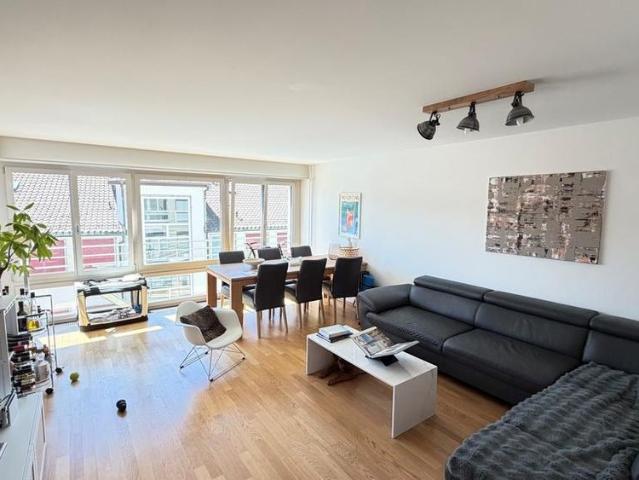 2 Zimmer, 66 m², 3. Stock