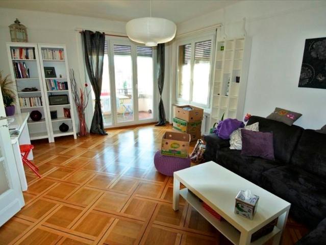 2 Zimmer, 68 m², 1. Stock