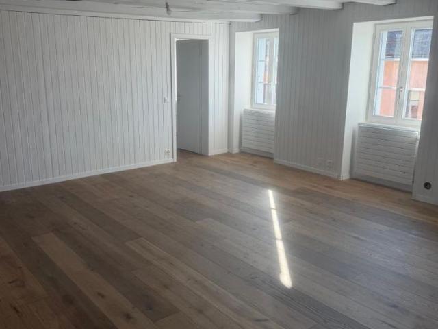 2 Zimmer, 69 m², 3. Stock