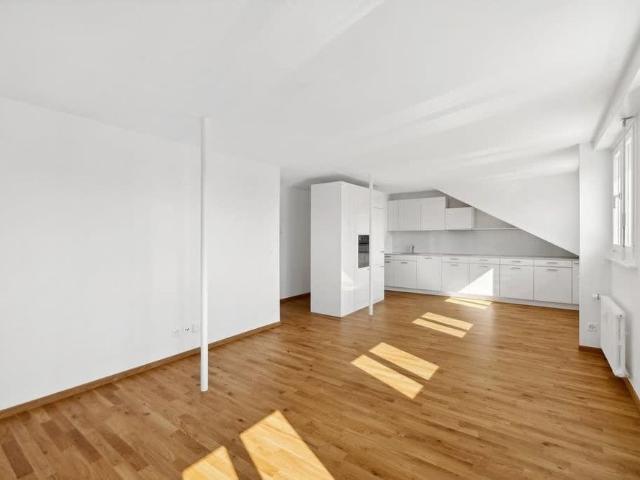 2 Zimmer, 69 m², 4. Stock