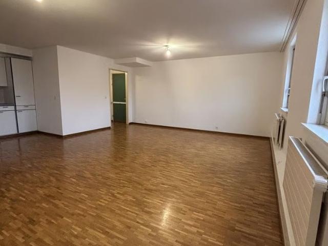 2 Zimmer, 69 m², 5. Stock
