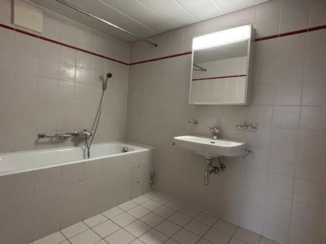 2 Zimmer, 69 m², 5. Stock