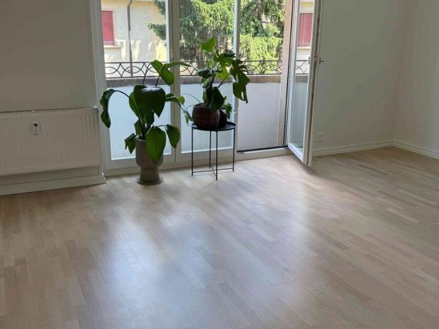 2 Zimmer, 73 m², 4. Stock