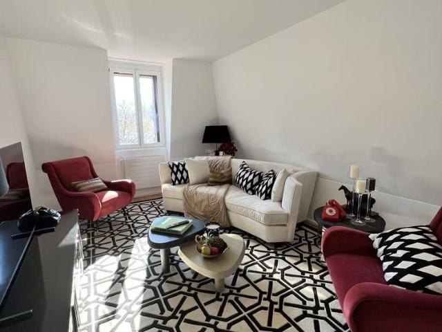 2 Zimmer, 70 m², 4. Stock