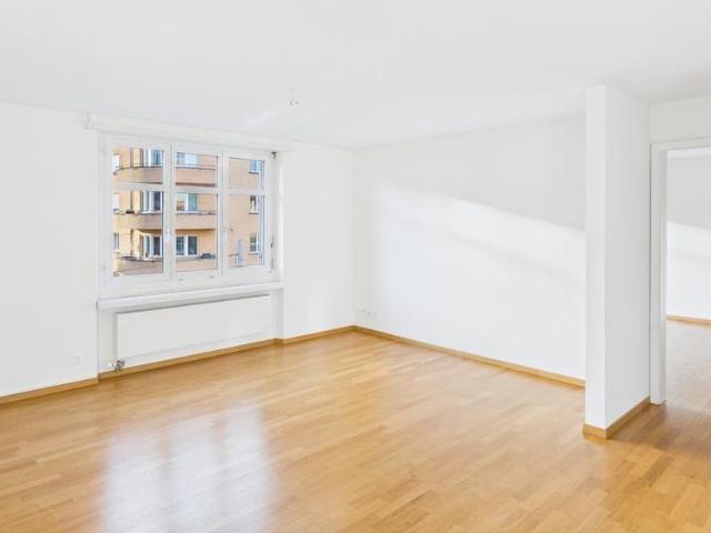 2 Zimmer, 78 m², 2. Stock