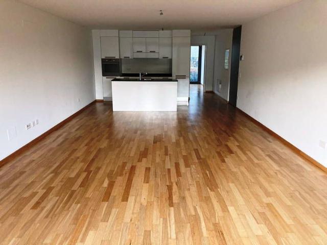 2 Zimmer, 79 m², EG