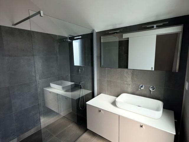 2 Zimmer, 83 m²