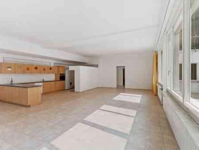 2 Zimmer, 80 m², EG