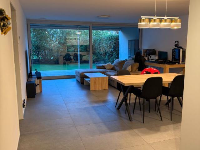 2 Zimmer, 80 m²