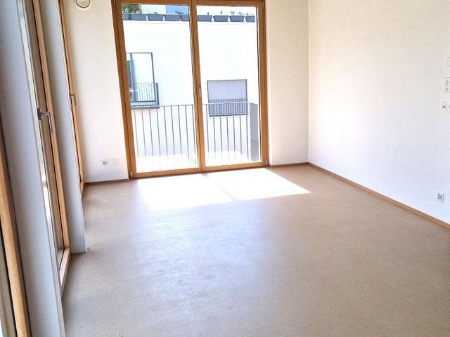 2 Zimmer, 85 m², EG