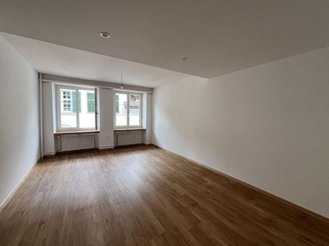 2 Zimmer, 85 m², 3. Stock