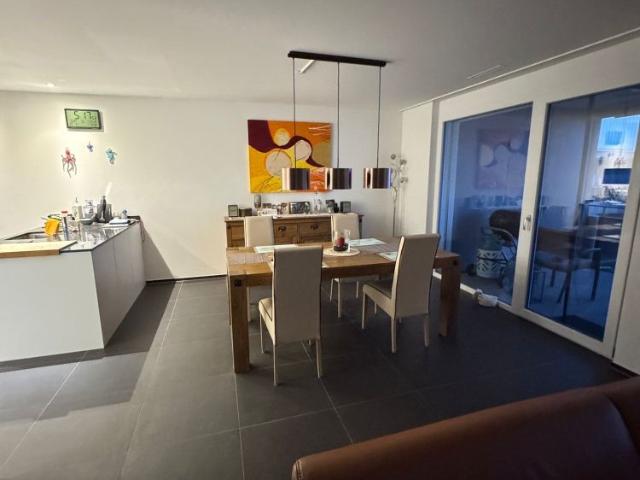 2 Zimmer, 85 m²