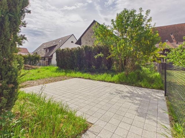2 Zimmer, 90 m², 1. Stock