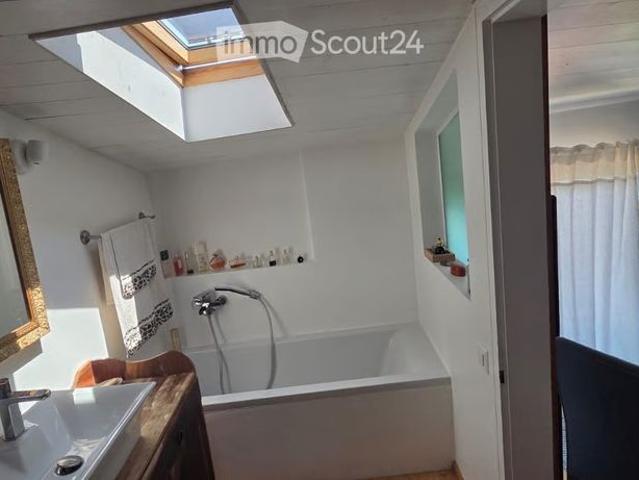 2 Zimmer, 100 m²