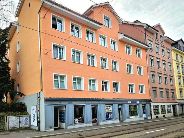 2 Zimmer, 27 m², 1. Stock