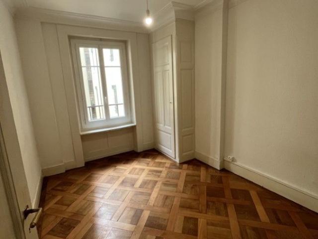 2 Zimmer, 25 m², 2. Stock