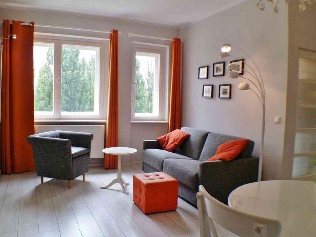 2 Zimmer, 32 m², 1. Stock