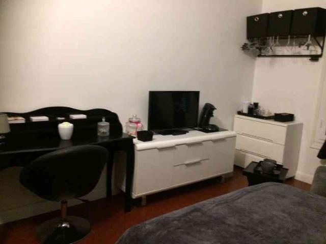 2 Zimmer, 32 m², 1. Stock