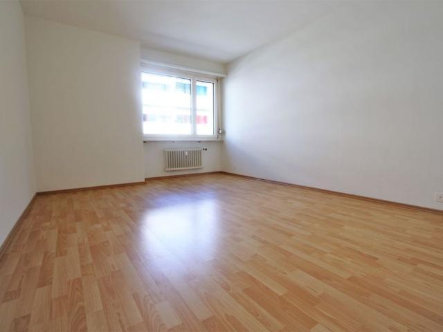 2 Zimmer, 37 m², 2. Stock