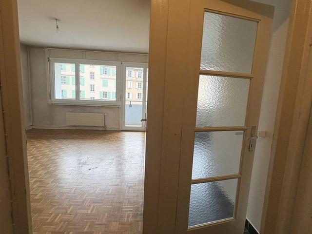 2 Zimmer, 35 m², 2. Stock