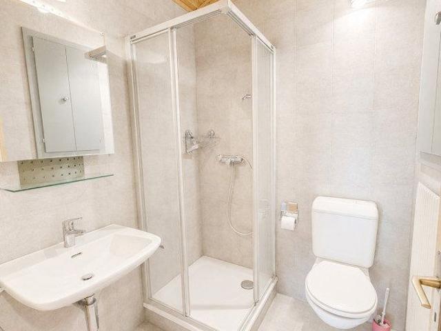 2 Zimmer, 38 m², 1. Stock