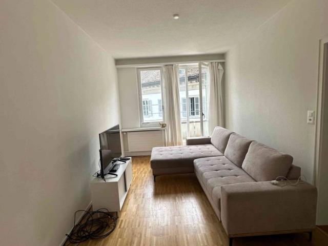 2 Zimmer, 38 m², 2. Stock