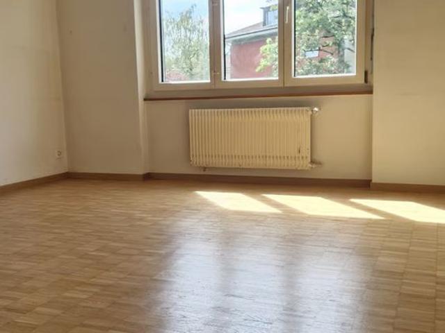 2 Zimmer, 39 m², 2. Stock