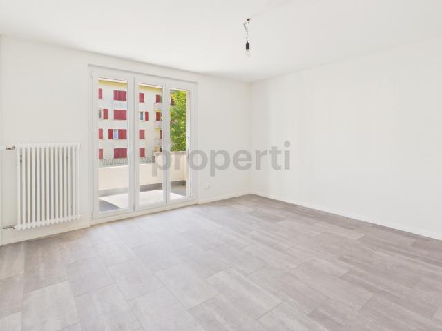 2 Zimmer Wohnung mit Balkon