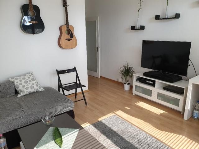 2 Zimmer Wohnung mit Balkon
