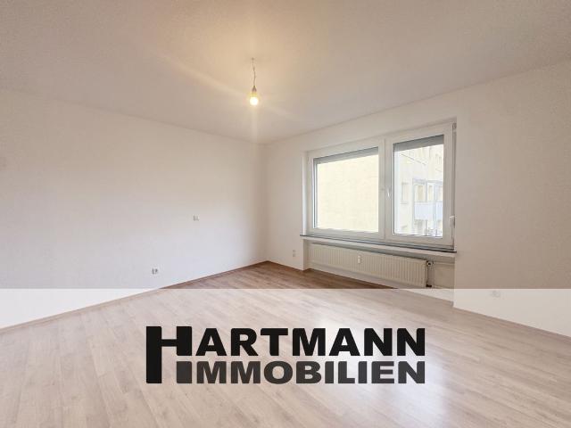 2 Zimmer Wohnung mit Balkon in zentraler Lage!