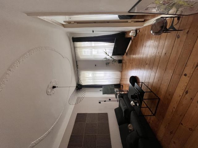 2 Zimmer Wohnung Altbau