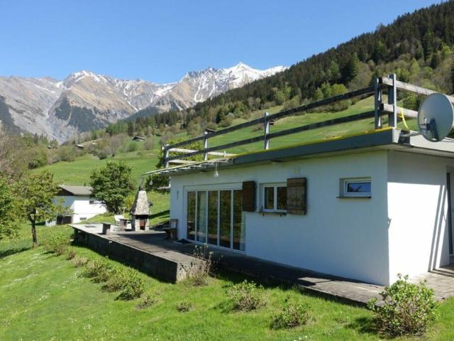 2½ Zimmer Wohnung im Nebengeschoss