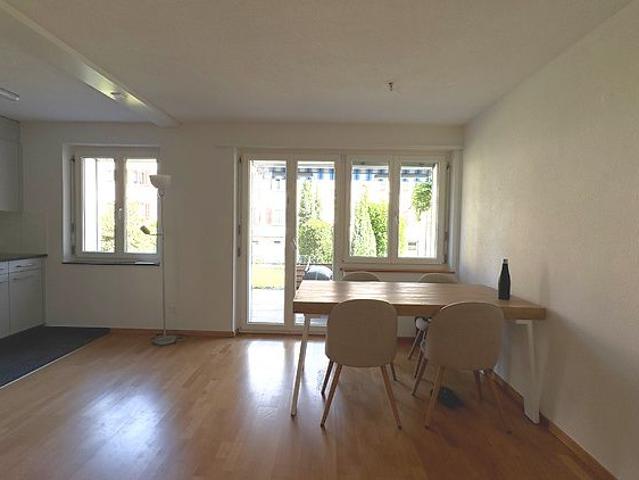 2 Zimmer Wohnung in Schlieren ZH, möbliert, auf Zeit
