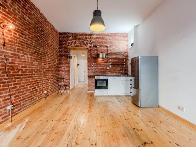 2 Zimmer Wohnung in trendeigen Neukölln