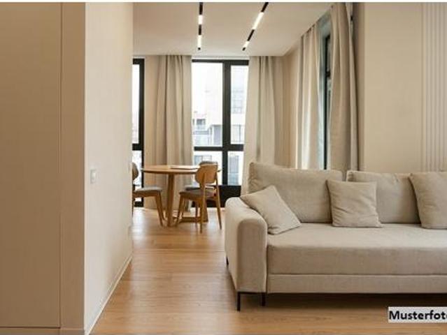 2 Zimmer Wohnung + provisionsfrei