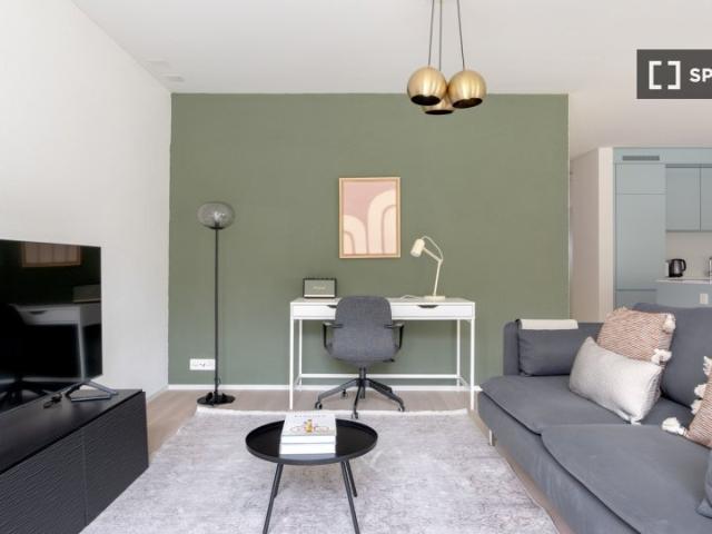 2 Zimmer Wohnung zu vermieten in Wollishofen, Zürich