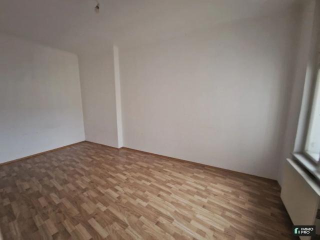 2 Zimmer Altbauwohnung plus Küche zu vermieten innere Stadt!