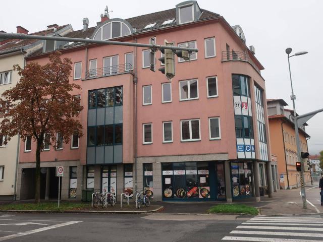 2 ZIMMER BÜRO IM DACHGESCHOSS! MIETE INKL. HEIZUNG! PROVISIONSFREI!