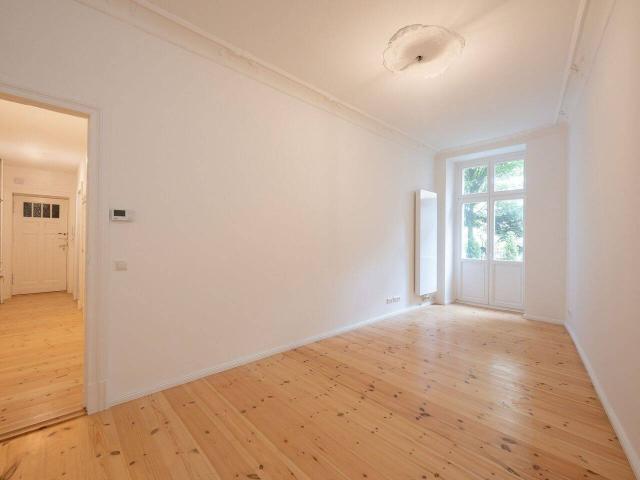 2 Zimmer Eigentumswohnung mit Terrasse in Berlin Moabit