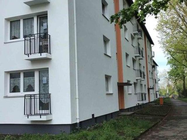 2 zimmer etagenwohnung mit balkon zur miete in duisburg neudorf